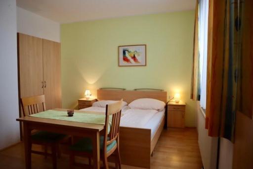 Gasthaus-Pension Zum Loewen Asten المظهر الخارجي الصورة