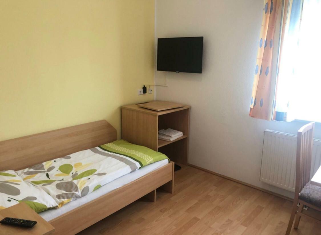 Gasthaus-Pension Zum Loewen Asten المظهر الخارجي الصورة